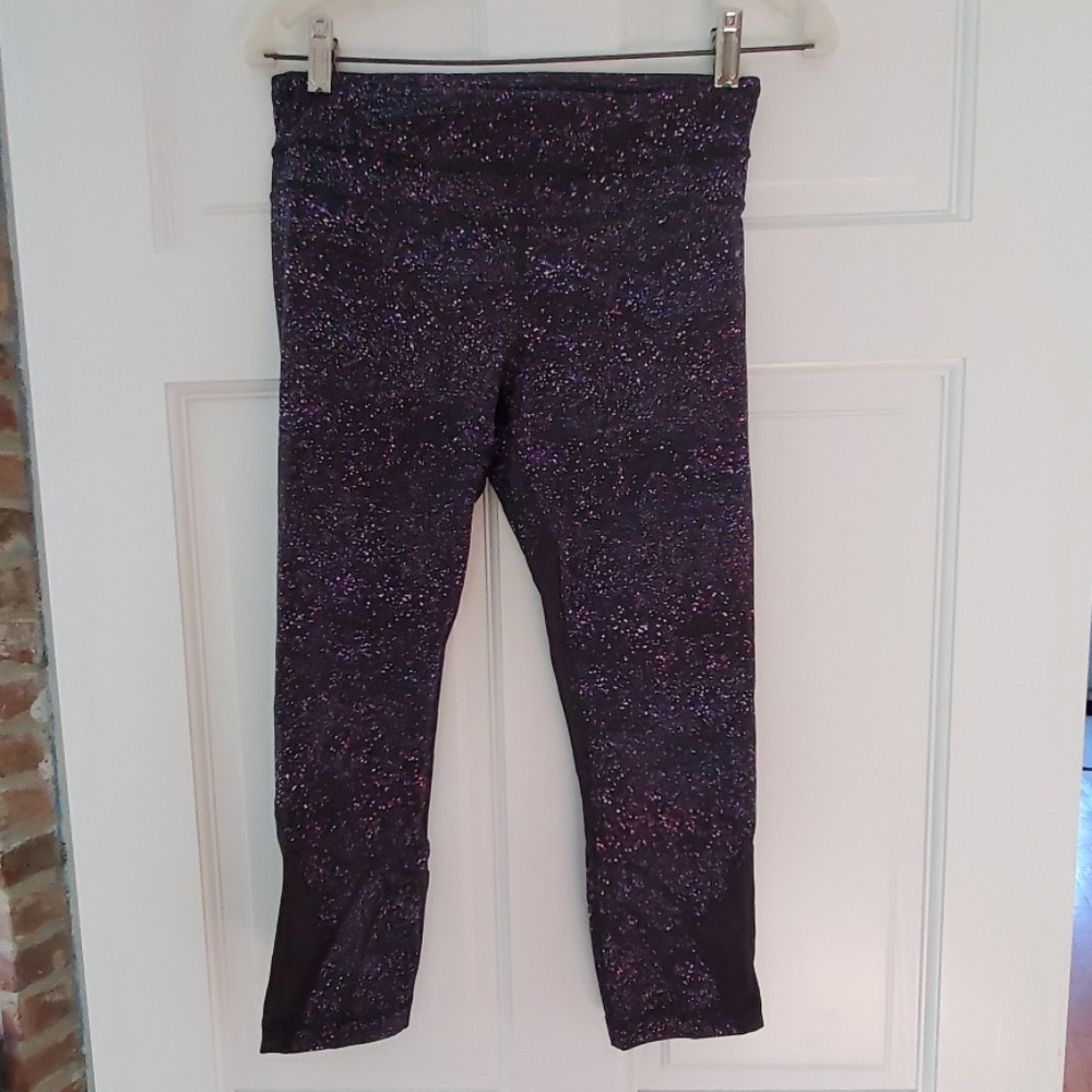 NWOT Lululemon Corp Speckled Print